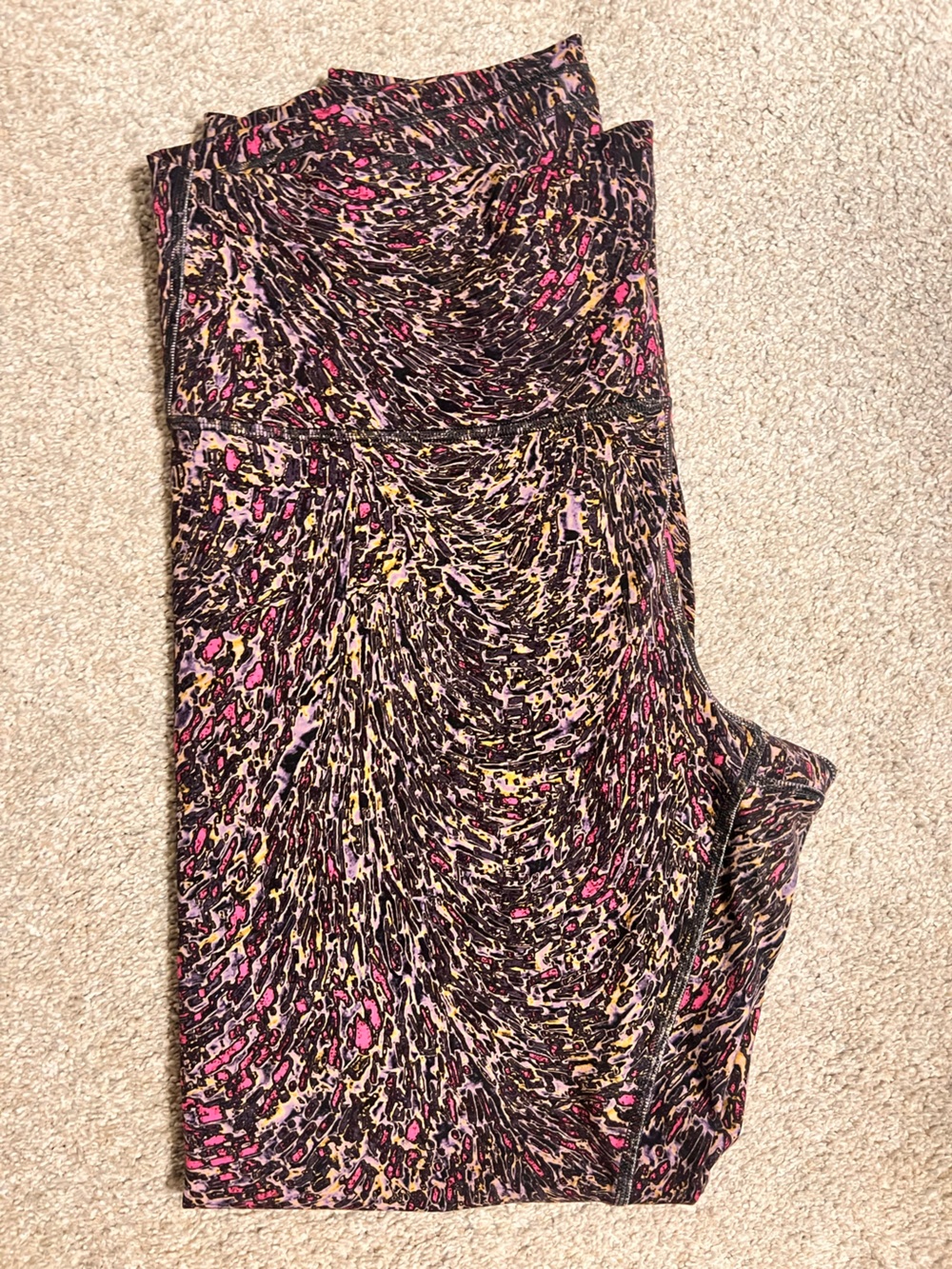 Lululemon Women’s Pink Multi Color High waisted full length Leggings Size14